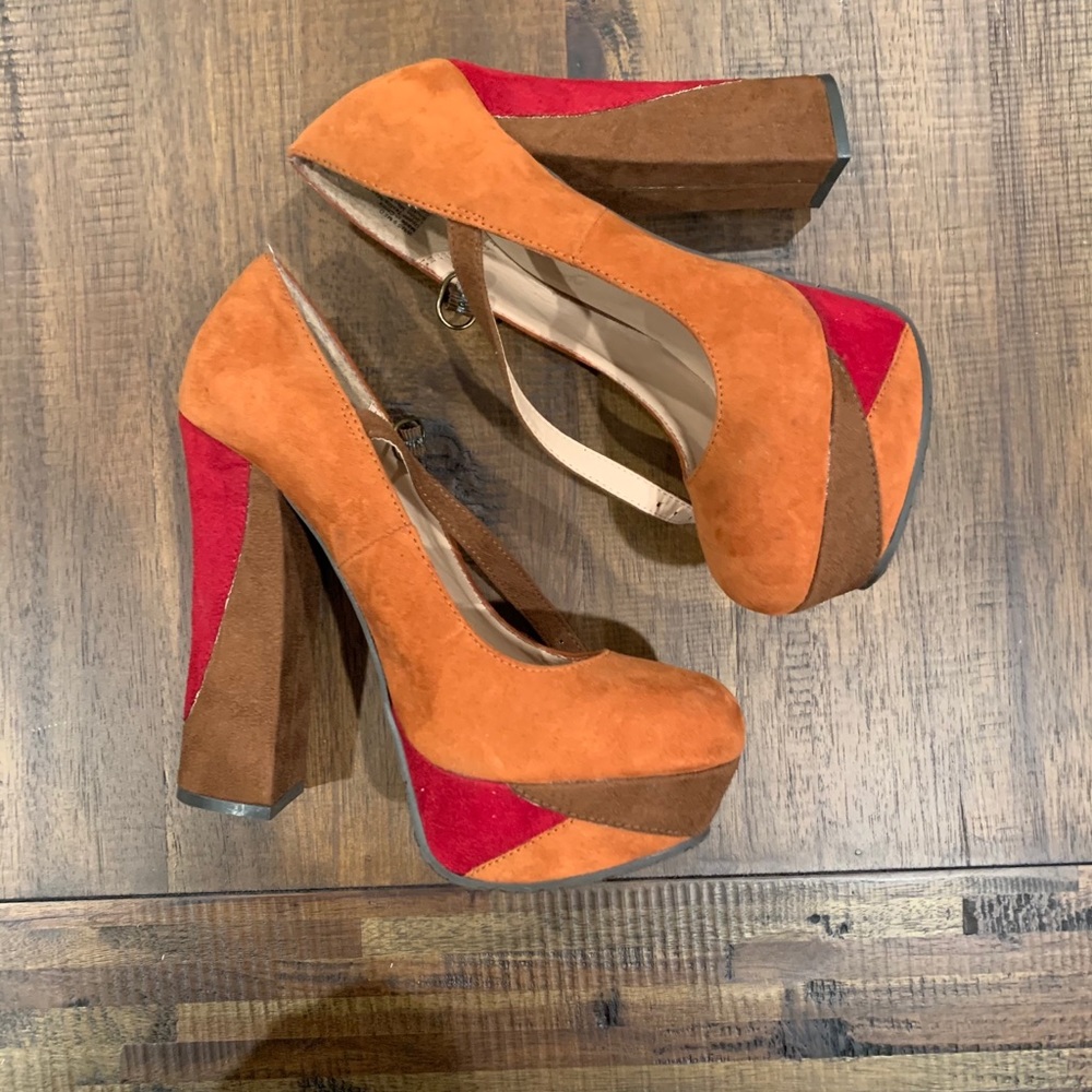 Vintage boho style platform heels